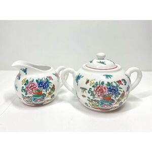 Vintage Bombay Co 3pc Set Porcelain Covered Sugar Bowl & Creamer Set